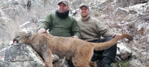 Mackay Bar Outfitters Cougar Hunts