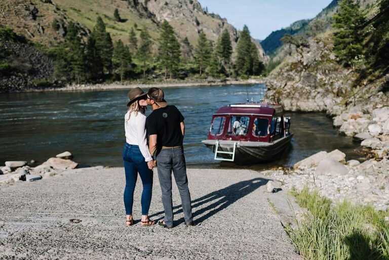 Jet Boat Transport for Bride & Groom to Mackay Bar Ranch