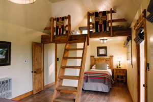 Mackay Bar Cabin Lodging