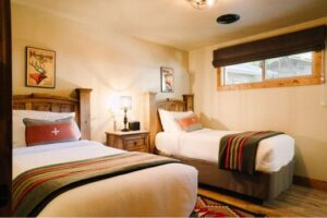 Room at Mackay Bar Ranch - Twin beds