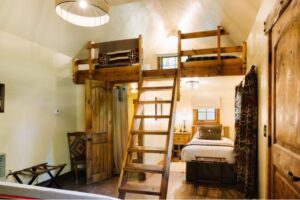 Elkhorn Cabin at Mackay Bar Ranch