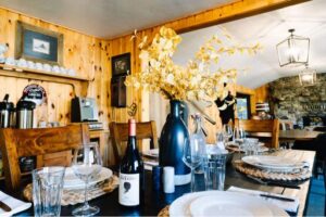 The lodge at Mackay Bar Ranch on the Salmon River